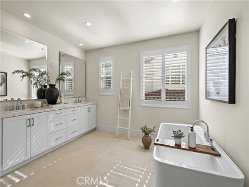 305  Brimwood  , Irvine, CA