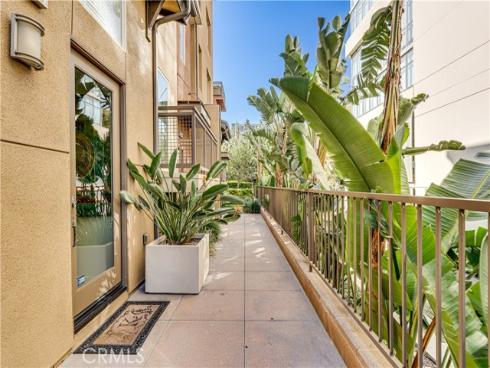 507 Rockefeller , Irvine, CA