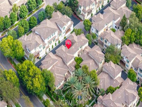 46 Perennial , Irvine, CA