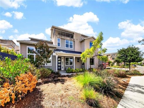 125 Source , Irvine, CA