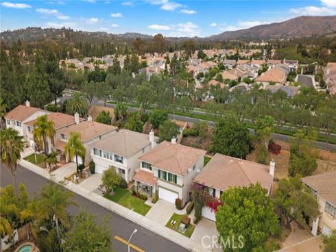 31  Tradition   Place, Irvine, CA