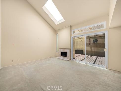 65 Claret , Irvine, CA