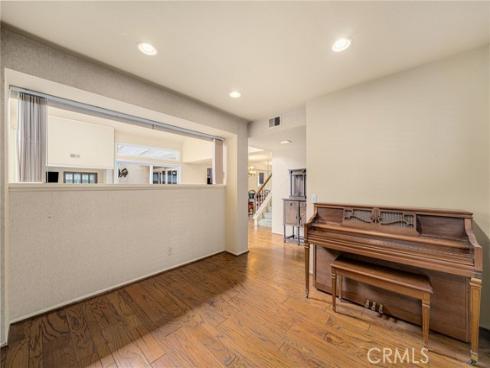 65 Claret , Irvine, CA