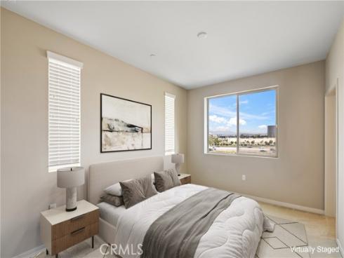 111 Bowery , Irvine, CA