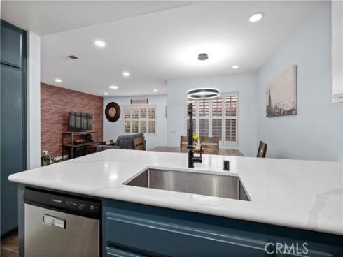 336  Lemon  , Irvine, CA