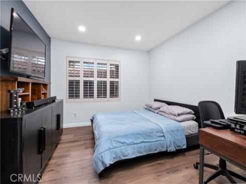 336  Lemon  , Irvine, CA