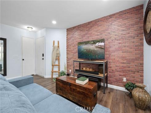 336  Lemon  , Irvine, CA