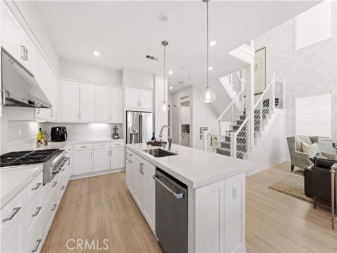 272 Merit , Irvine, CA