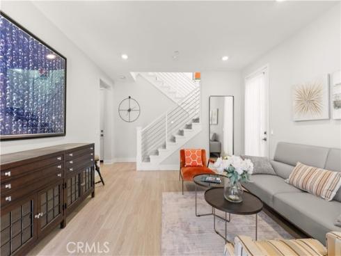 272 Merit , Irvine, CA