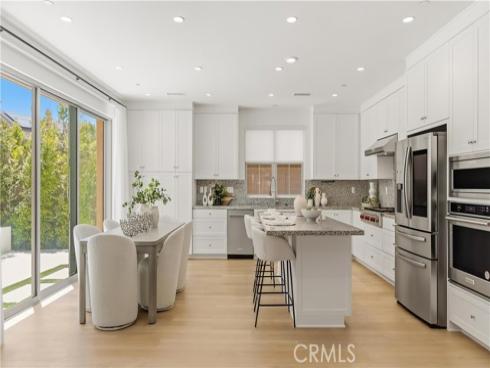 218 Evaroad , Irvine, CA