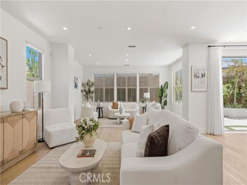 218 Evaroad , Irvine, CA