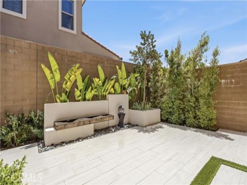 218 Evaroad , Irvine, CA