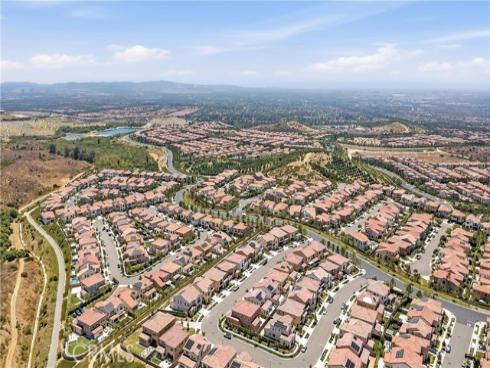 218 Evaroad , Irvine, CA