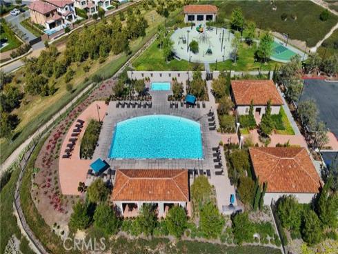 218  Evaroad  , Irvine, CA