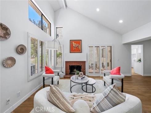 31  Claret  , Irvine, CA