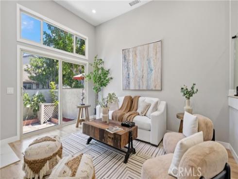7 Sunup , Irvine, CA