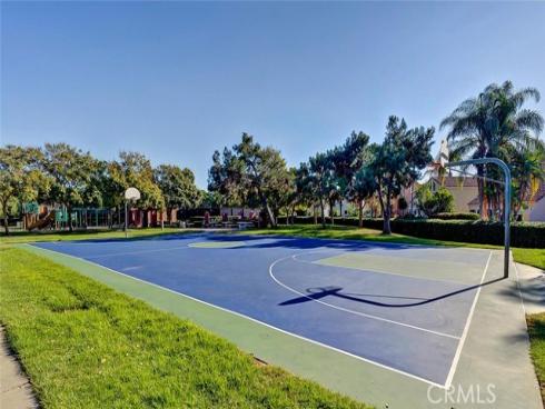 4 Del Italia , Irvine, CA