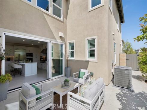 306  Treble  , Irvine, CA