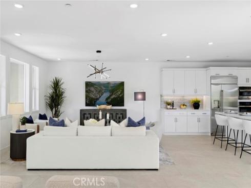306  Treble  , Irvine, CA