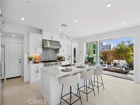 306  Treble  , Irvine, CA