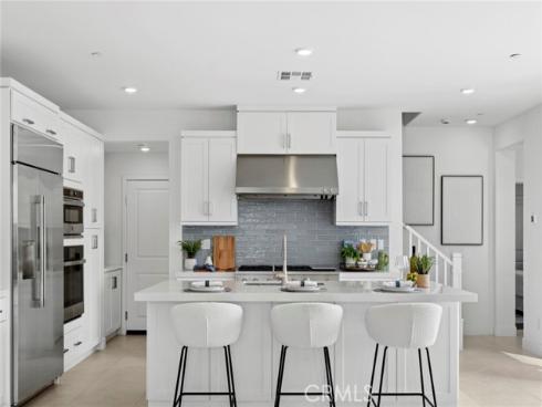 306  Treble  , Irvine, CA