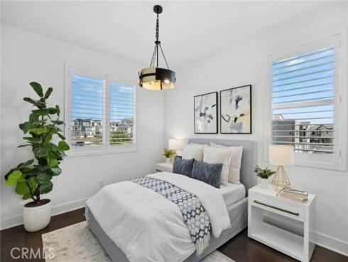 306  Treble  , Irvine, CA