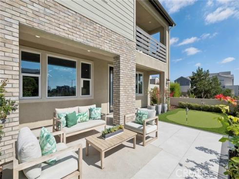 306  Treble  , Irvine, CA