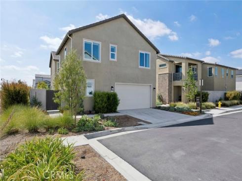 306  Treble  , Irvine, CA