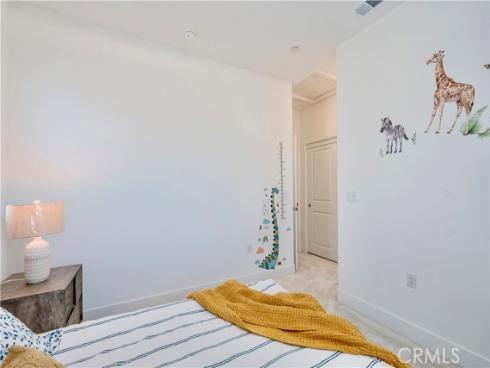 426  Lobata  , Irvine, CA