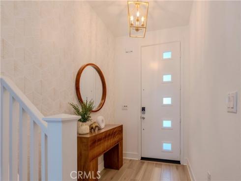 426  Lobata  , Irvine, CA