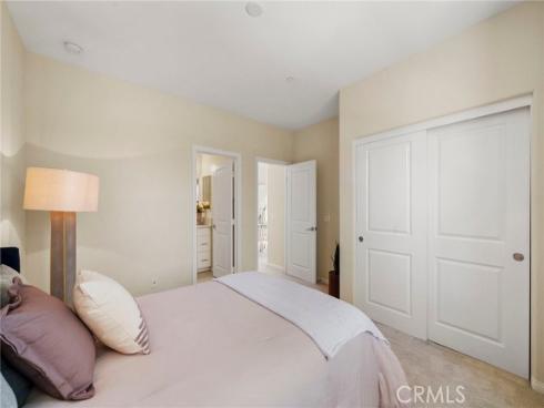 110  Rose Arch  , Irvine, CA