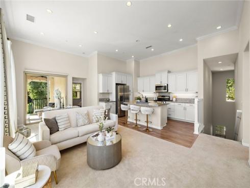110  Rose Arch  , Irvine, CA