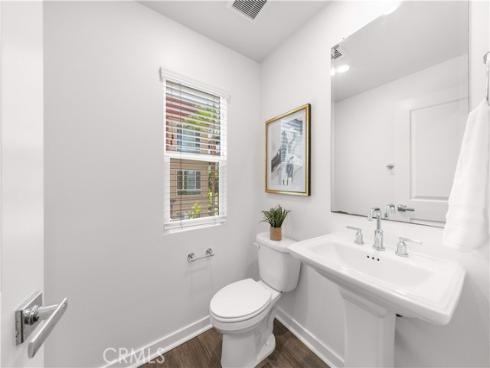 123  Citysquare  , Irvine, CA