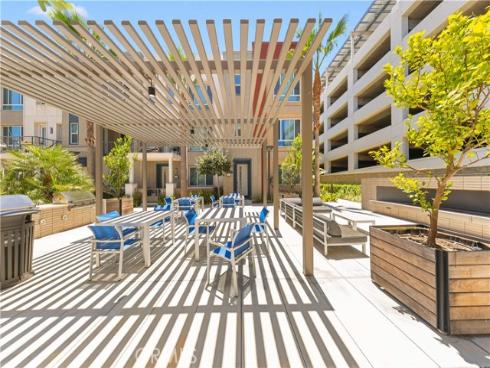 123  Citysquare  , Irvine, CA