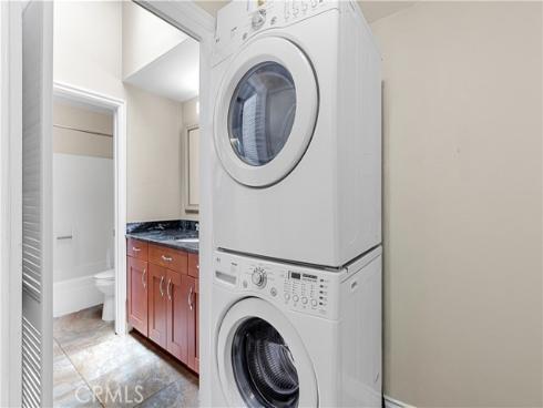 240 Pineview 3A , Irvine, CA