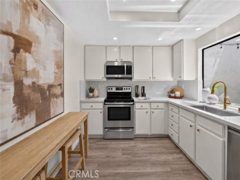104 Navarre , Irvine, CA