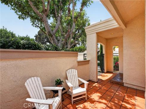 104 Navarre , Irvine, CA