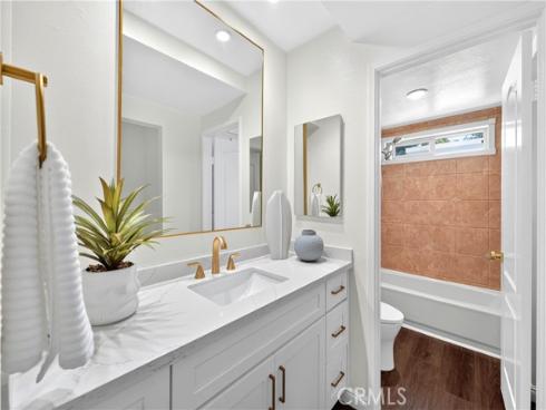 104 Navarre , Irvine, CA