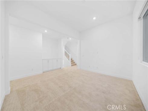 141 Sawbuck , Irvine, CA