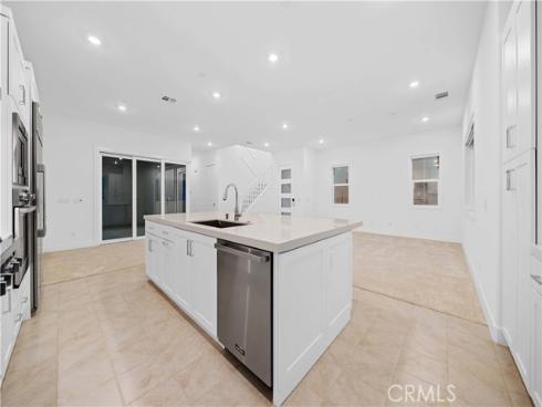 141 Sawbuck , Irvine, CA