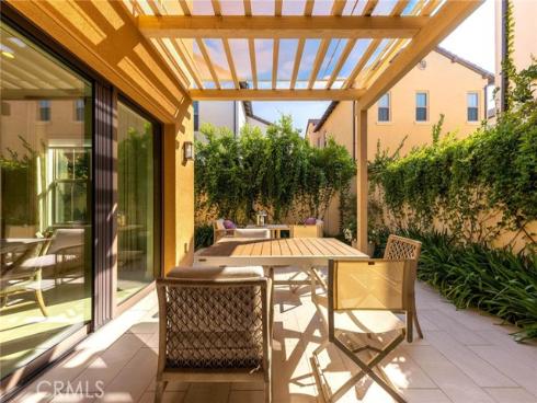 117 Petunia , Irvine, CA
