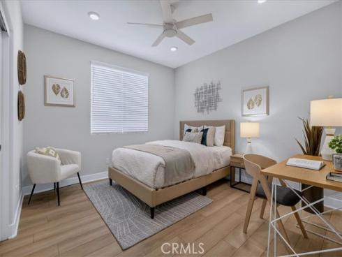 170 Chorus , Irvine, CA