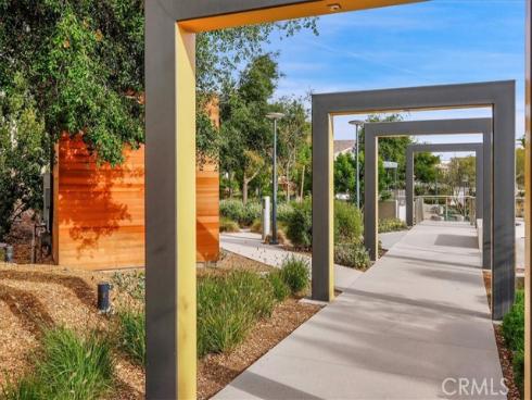 170 Chorus , Irvine, CA