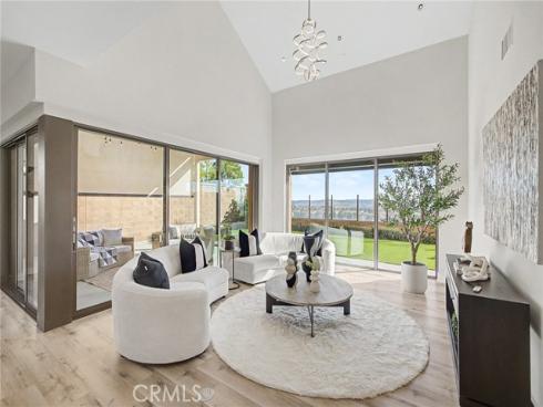 121 Trumpet Flower , Irvine, CA