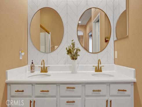 933 Somerville , Irvine, CA