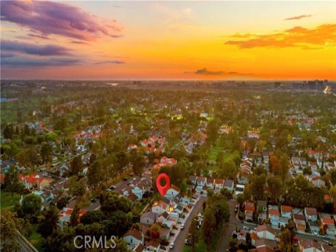54 Willow Tree , Irvine, CA