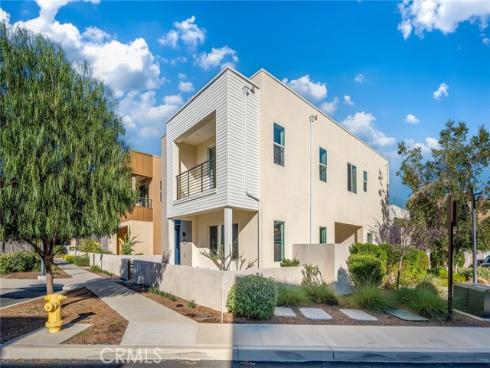 446  Chorus  , Irvine, CA