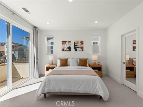 372  Baluster  , Irvine, CA