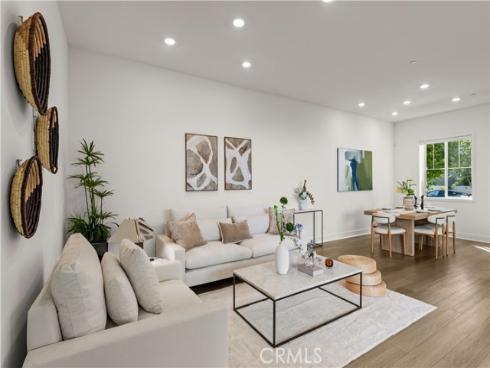 372  Baluster  , Irvine, CA