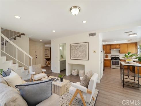 12  Tortoise Shell  , Irvine, CA